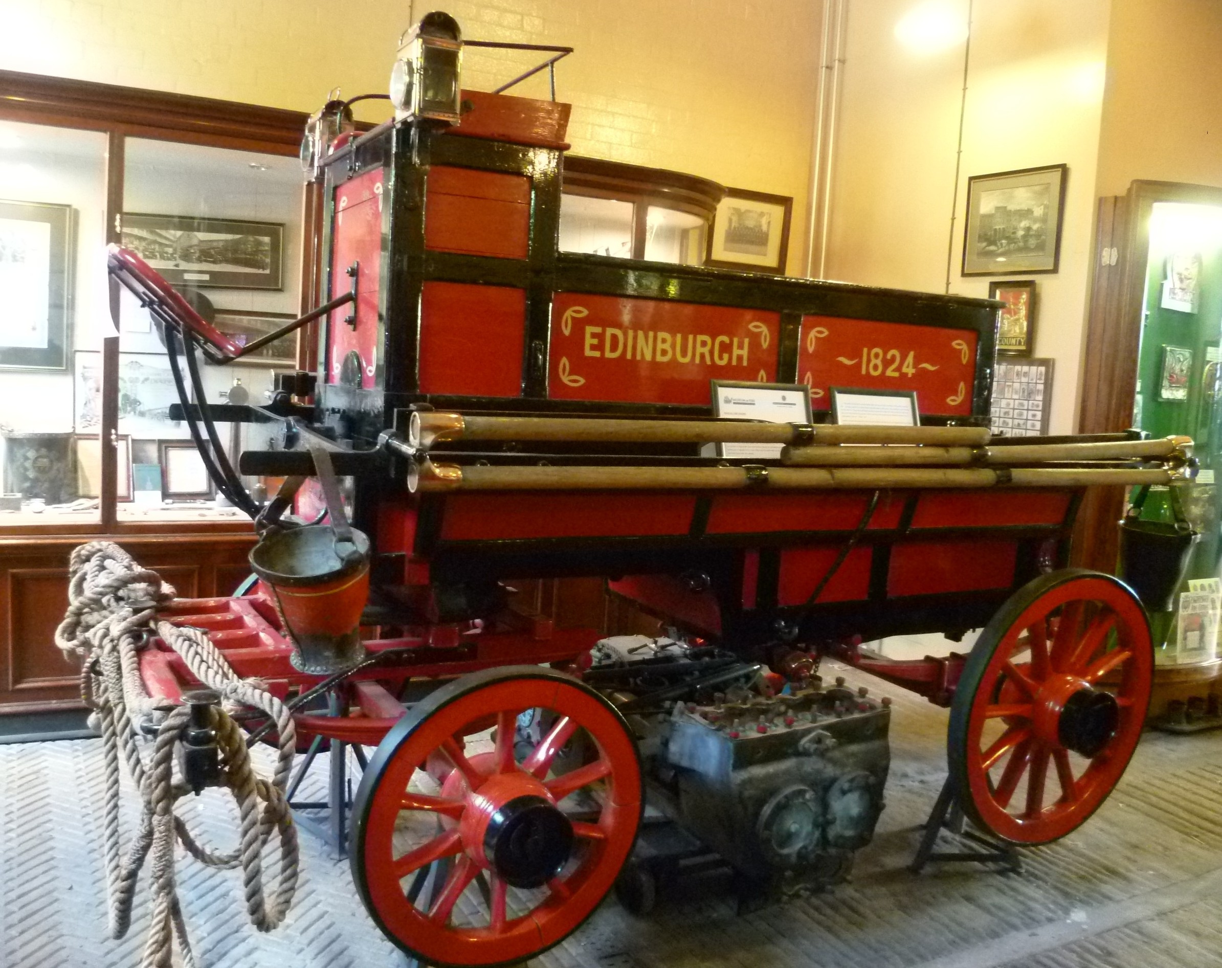 Edinburgh_fire_engine-1824
