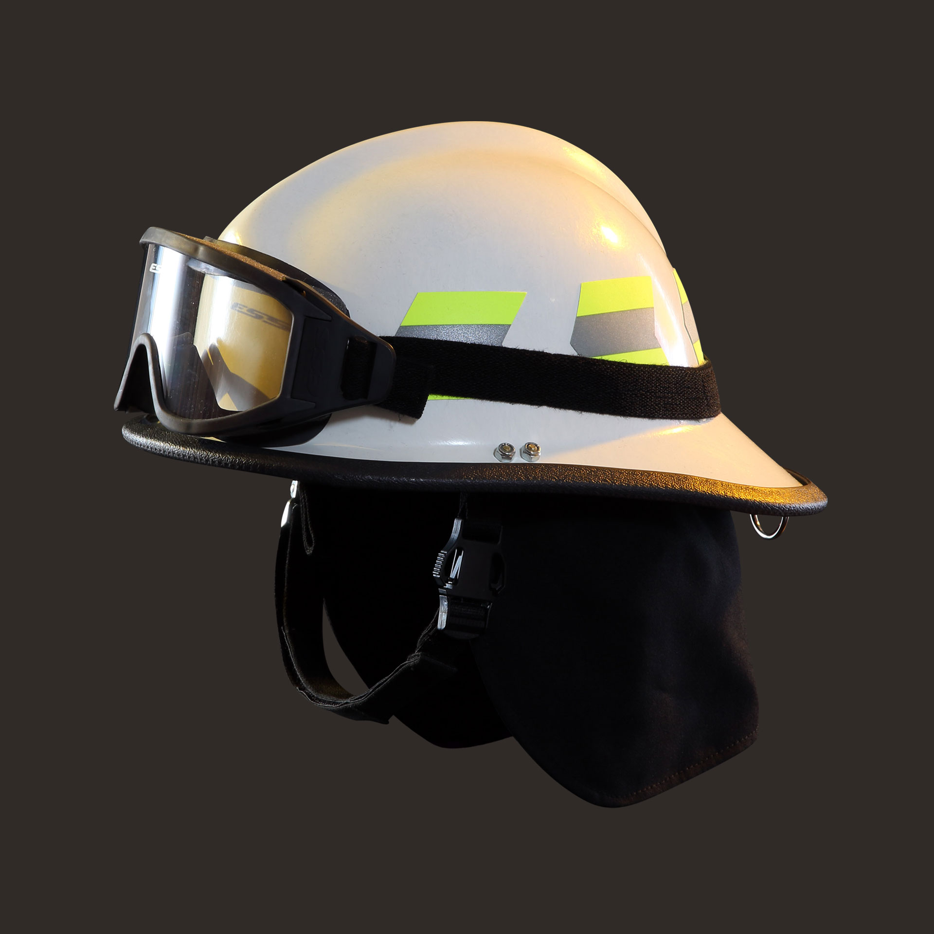 911 Deluxe Helmet with ESS Innerzone 3 Goggles