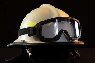 911 Modern Helmet with Goggles