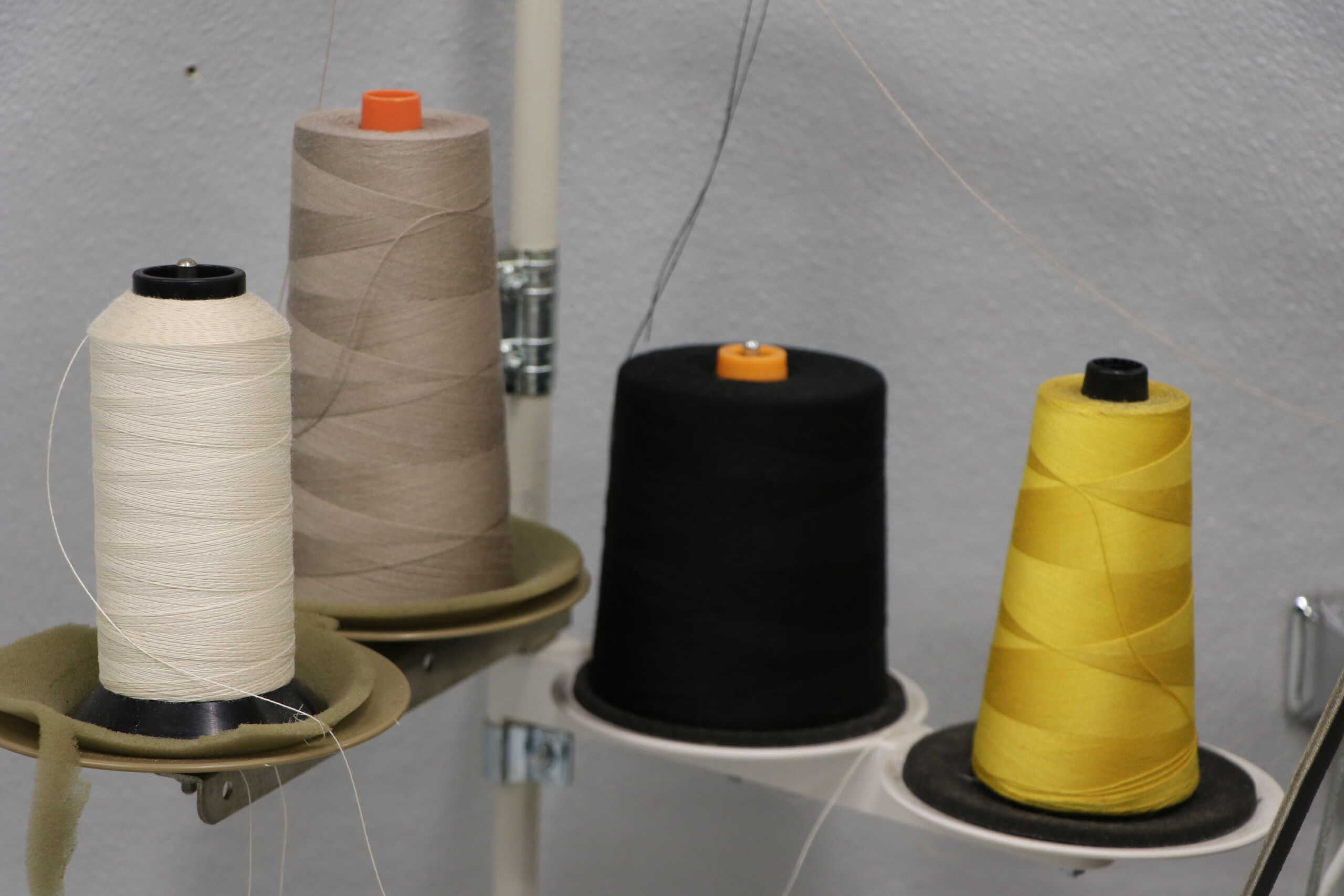 Semi_Interior_Spools with Thread